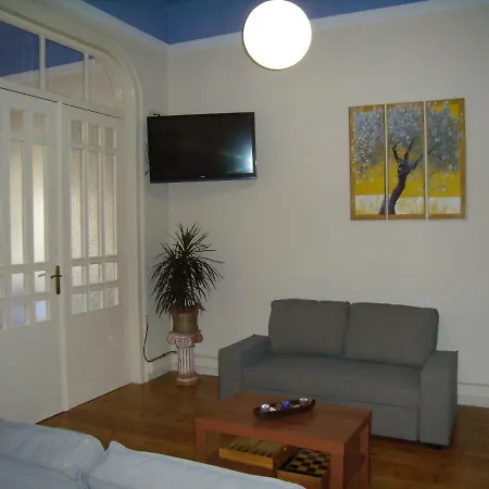 Neoclassical Glamour Apartman Hriszí Aktí Haniá