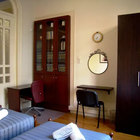 Neoclassical Glamour Hriszí Aktí Haniá