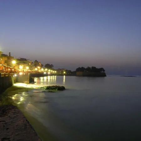 Neoclassical Glamour アパート *