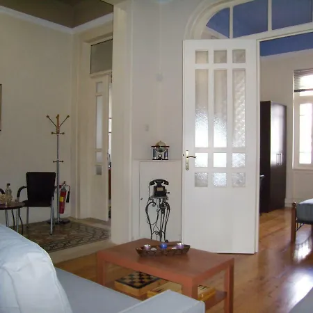 Neoclassical Glamour