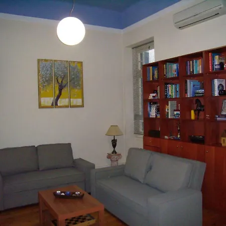 Neoclassical Glamour Apartman *