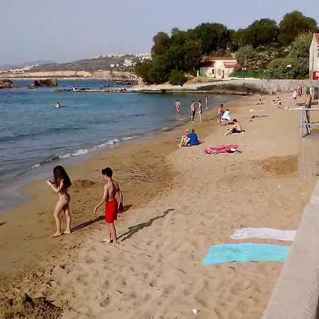 Neoclassical Glamour Hriszí Aktí Haniá